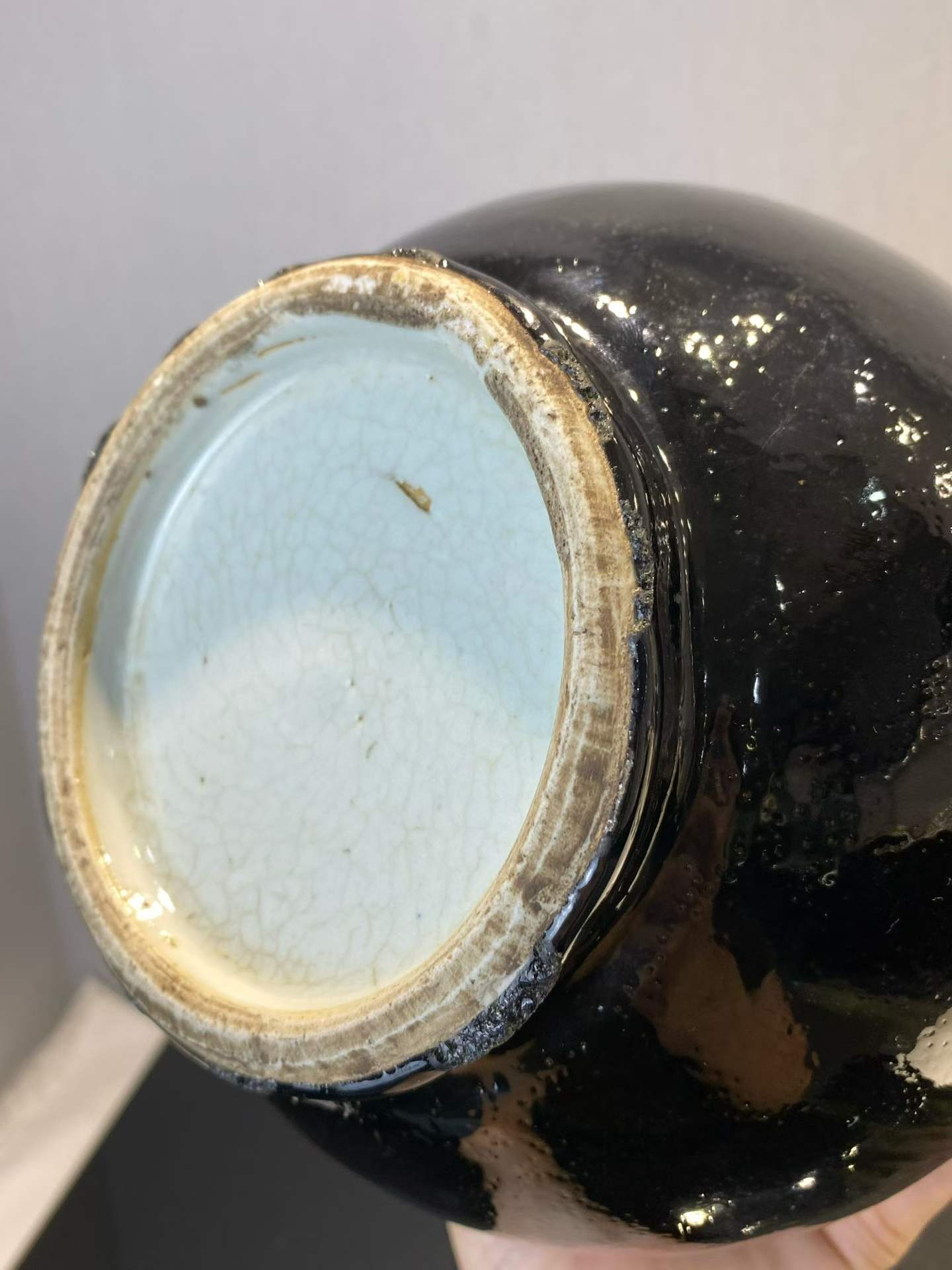 三阳开泰釉玉壶春瓶