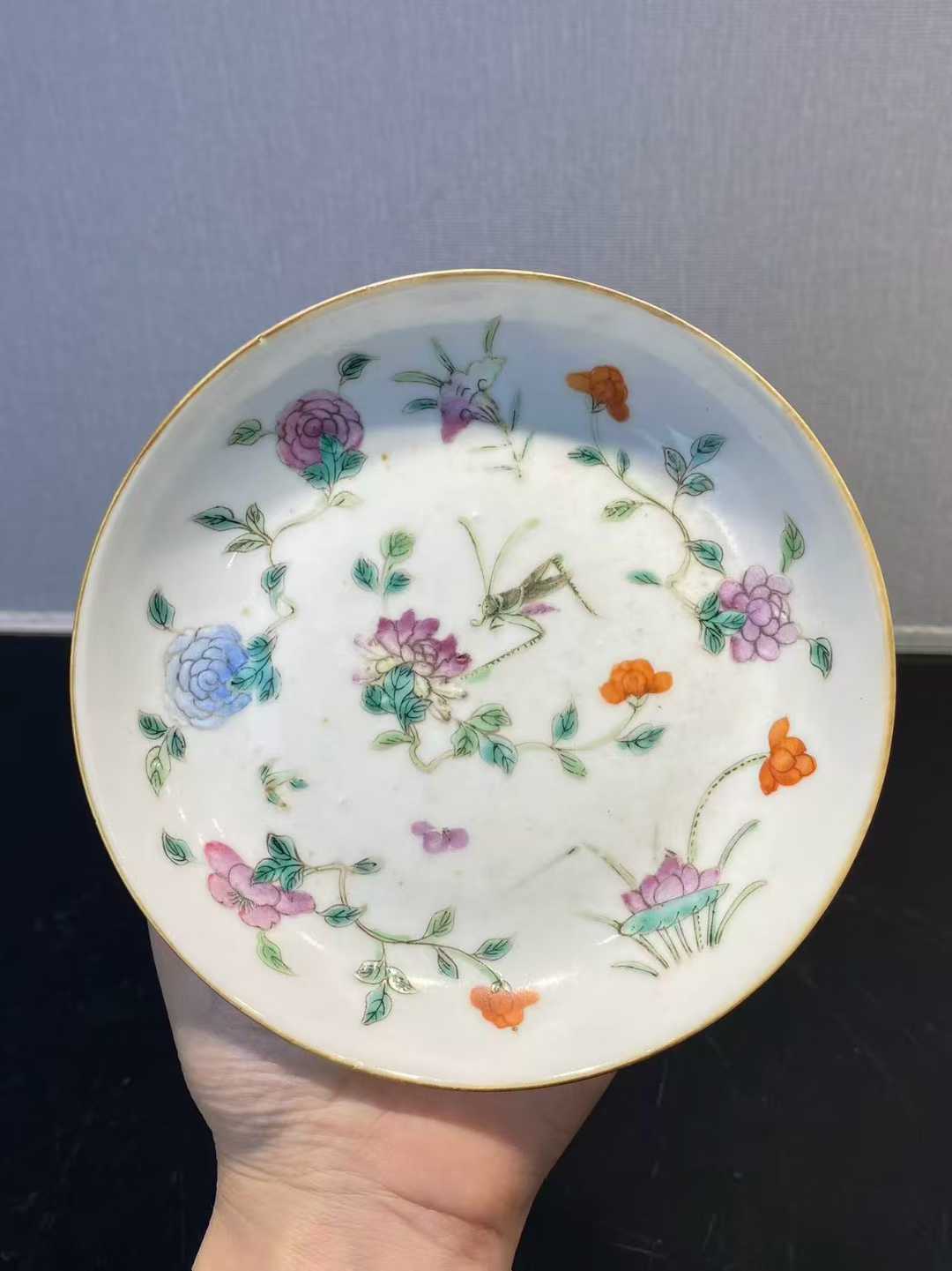 粉彩飞黄腾达花卉纹碟 款：同治年制