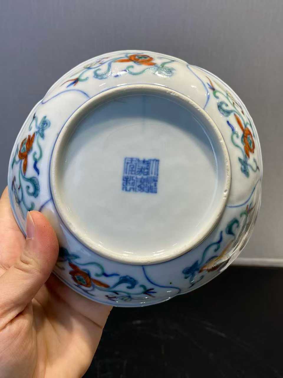 斗彩折枝花调色盘 款：大清嘉庆年制