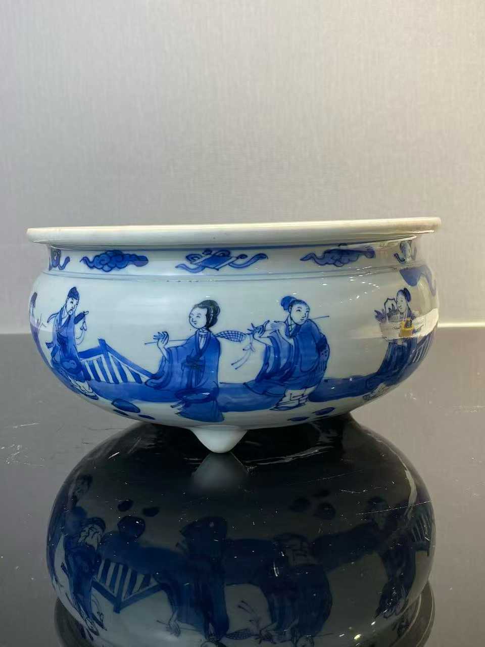 青花八仙图香炉