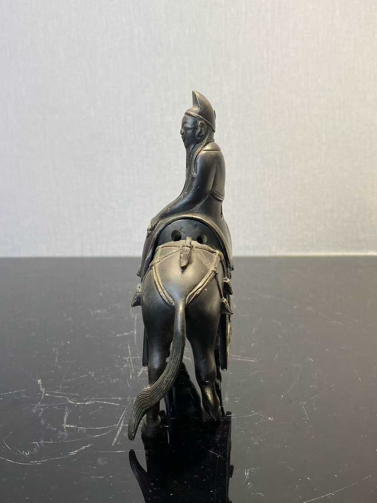 铜高士骑驴香薰