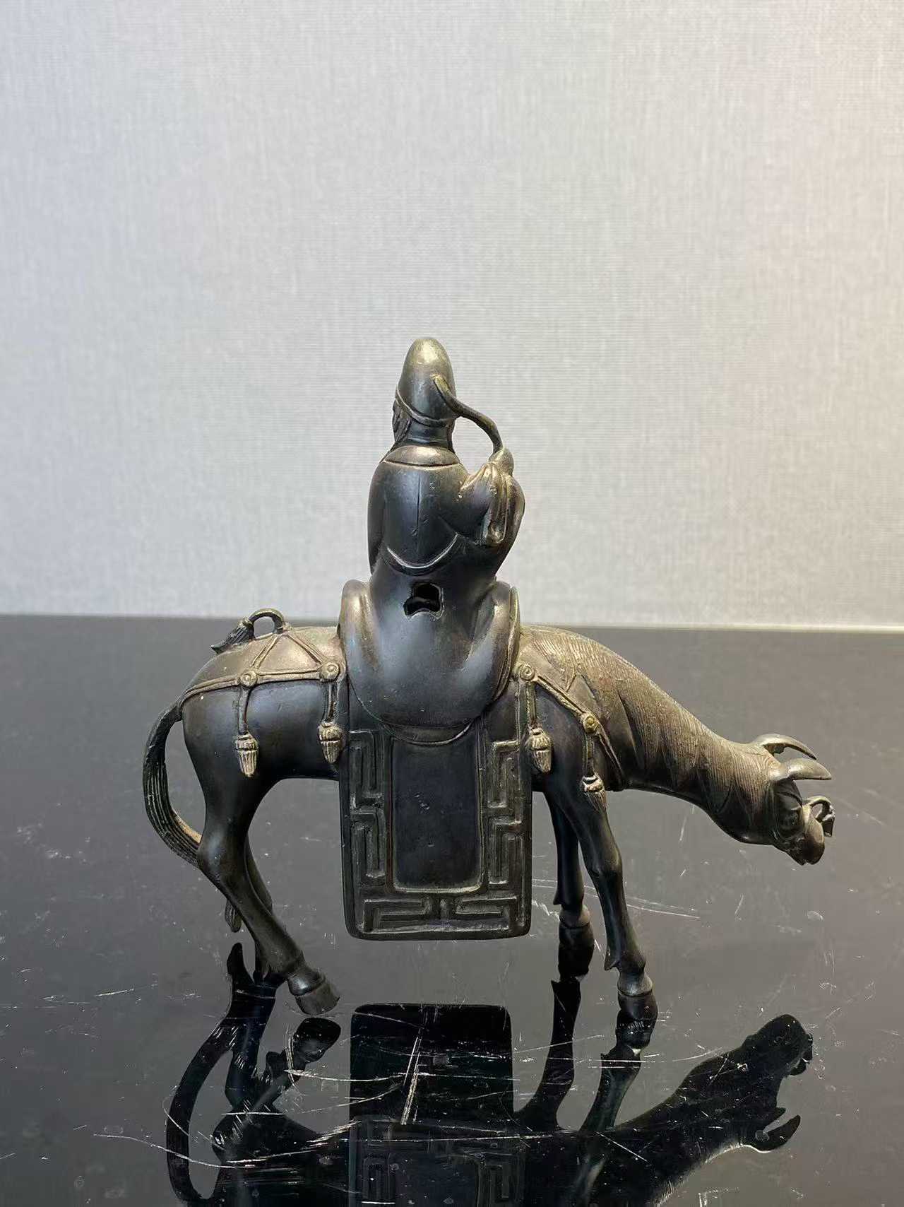 铜高士骑驴香薰