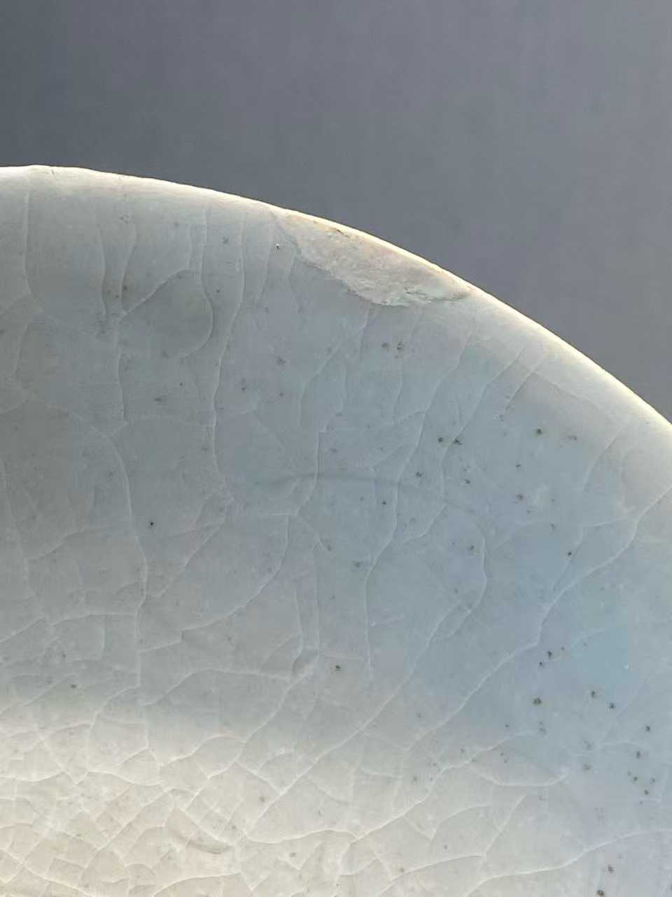 湖田窑青白釉盘一对