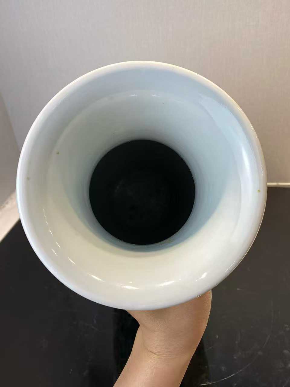 五彩加彩人物故事图棒槌瓶