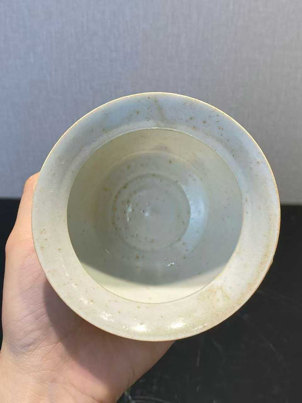 湖田窑青白釉小渣斗