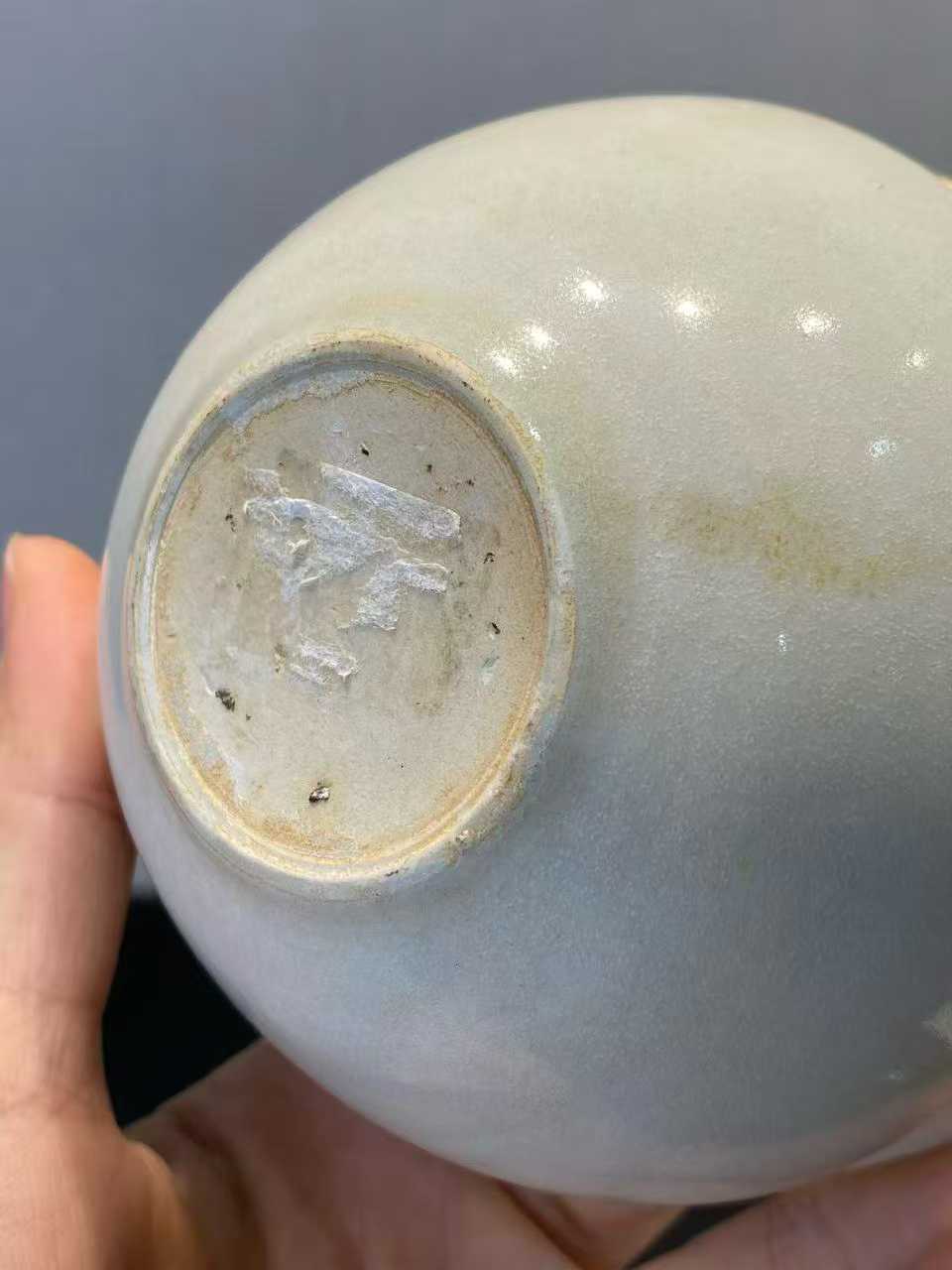 湖田窑青白釉小渣斗