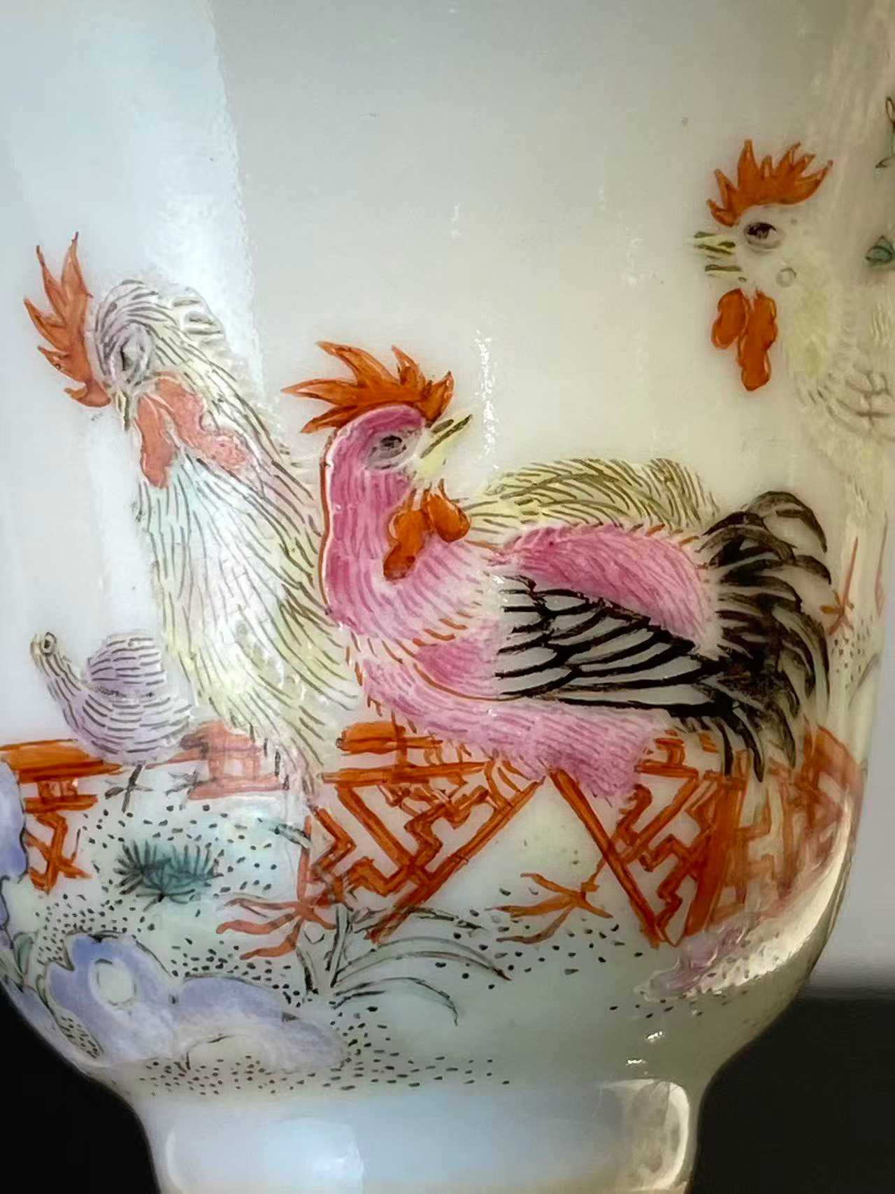 粉彩官上加官酒杯一对 款：同治年制