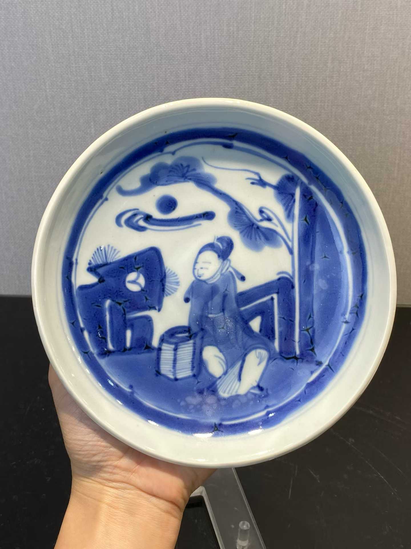 青花高士图盘 款：泉