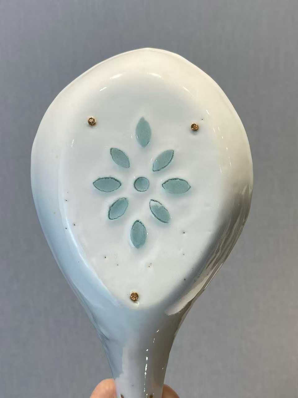 青花玲珑瓷大汤勺