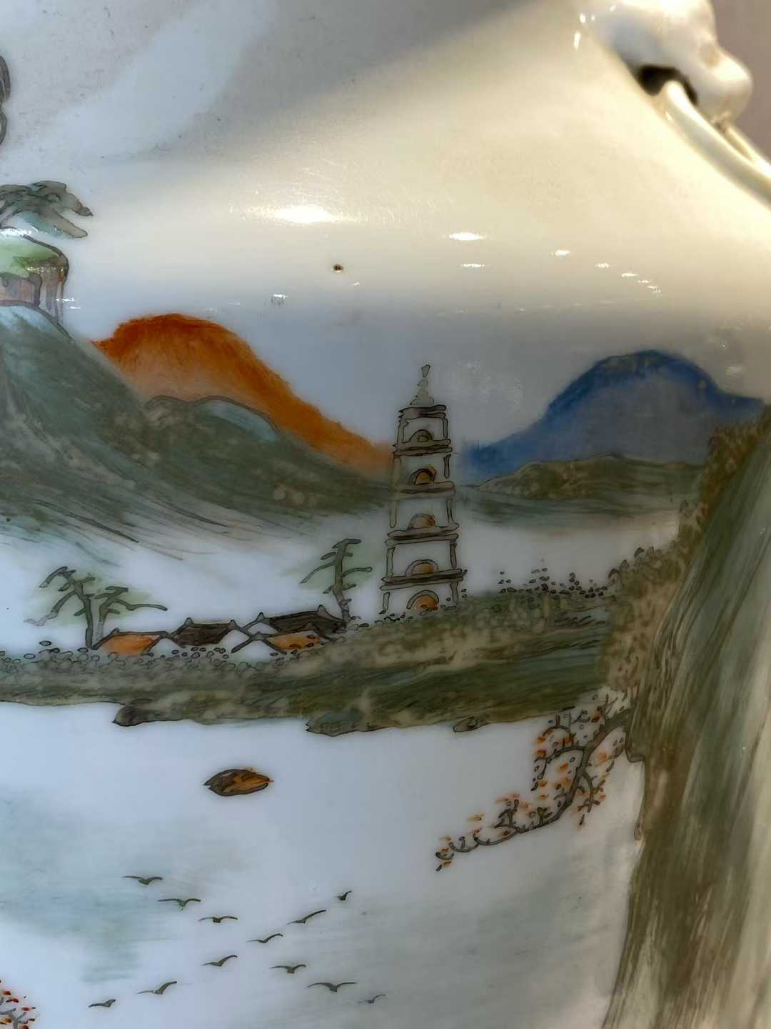 浅绛彩山水人物诗文铺首大瓶 款：聚义泰出品