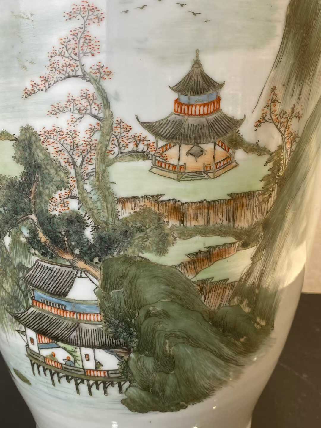 浅绛彩山水人物诗文铺首大瓶 款：聚义泰出品