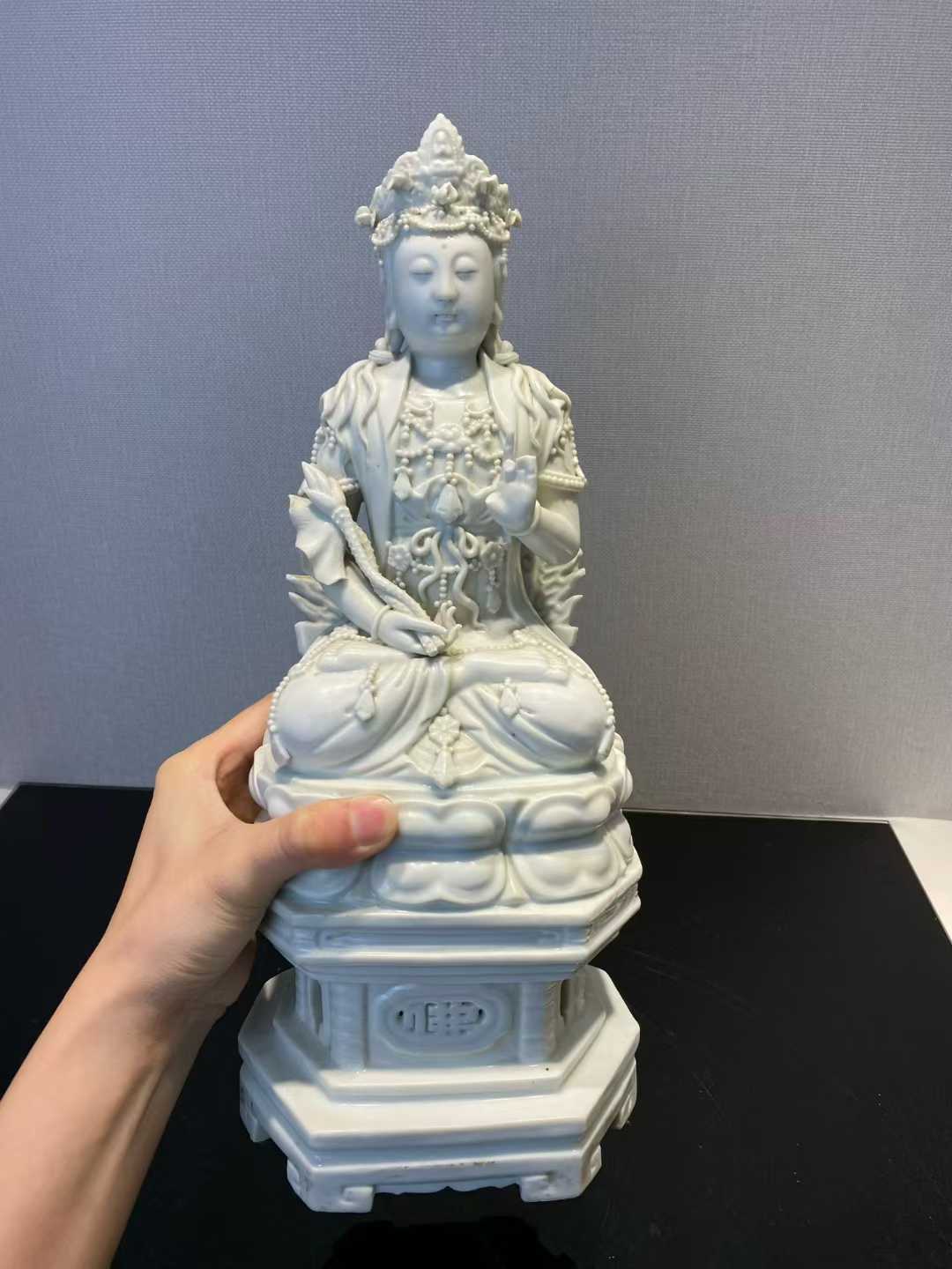 德化窑观音坐像