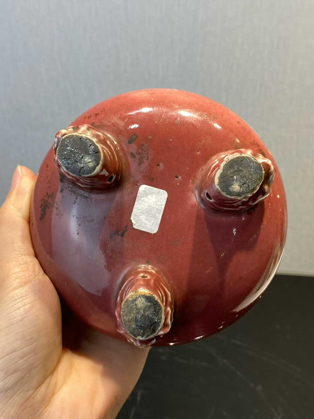 祭红釉三足冲天耳炉