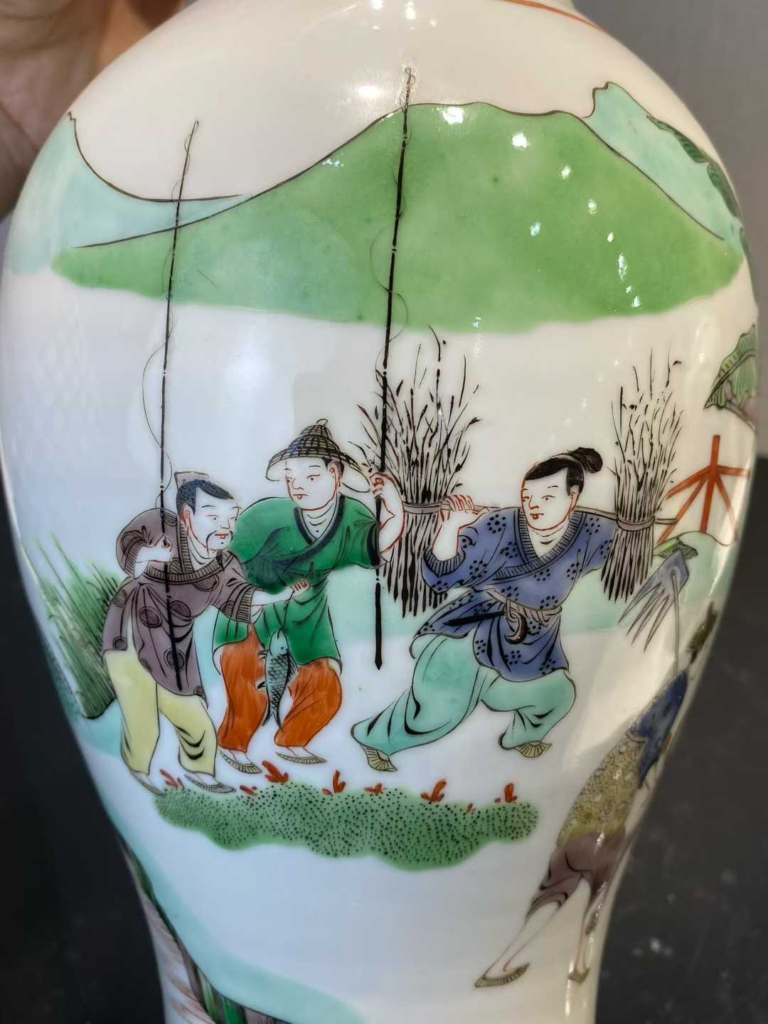 五彩渔樵耕读图观音瓶一对