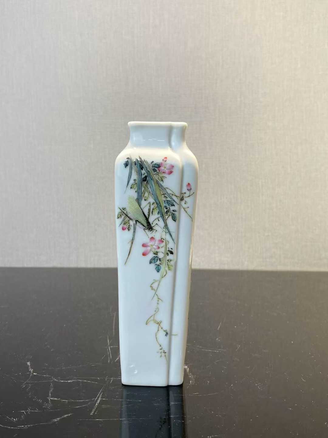 刘雨岑风格 粉彩飞黄腾达花卉诗文双联瓶