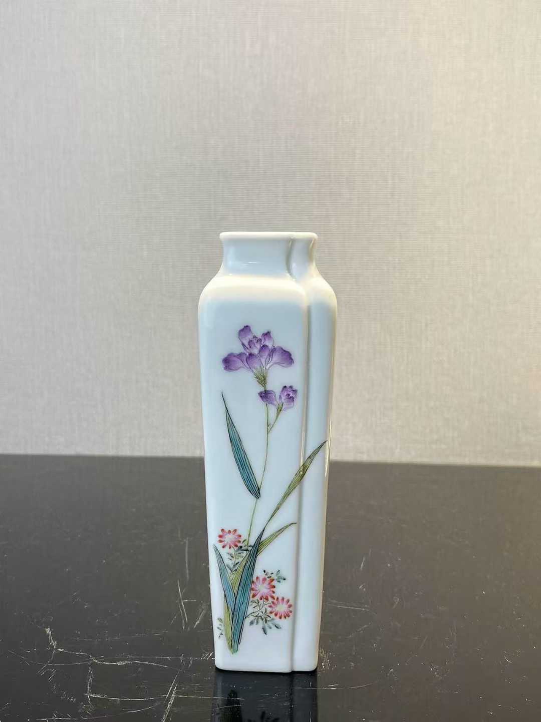 刘雨岑风格 粉彩飞黄腾达花卉诗文双联瓶