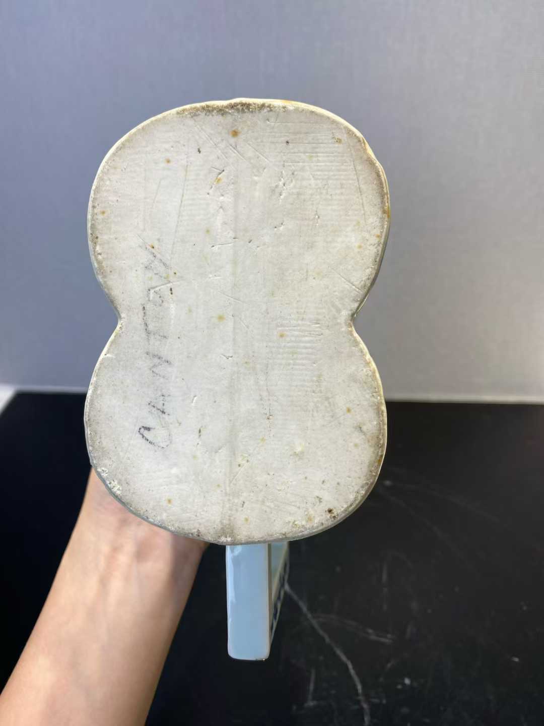 青花山水人物纹双联茶壶