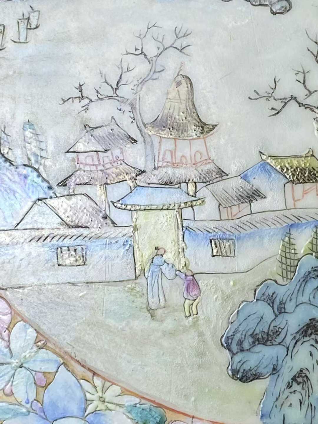 粉彩百花不露地山水人物圆形插屏