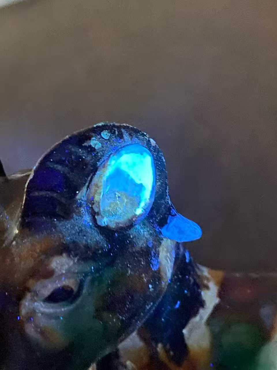 素三彩三羊塑像