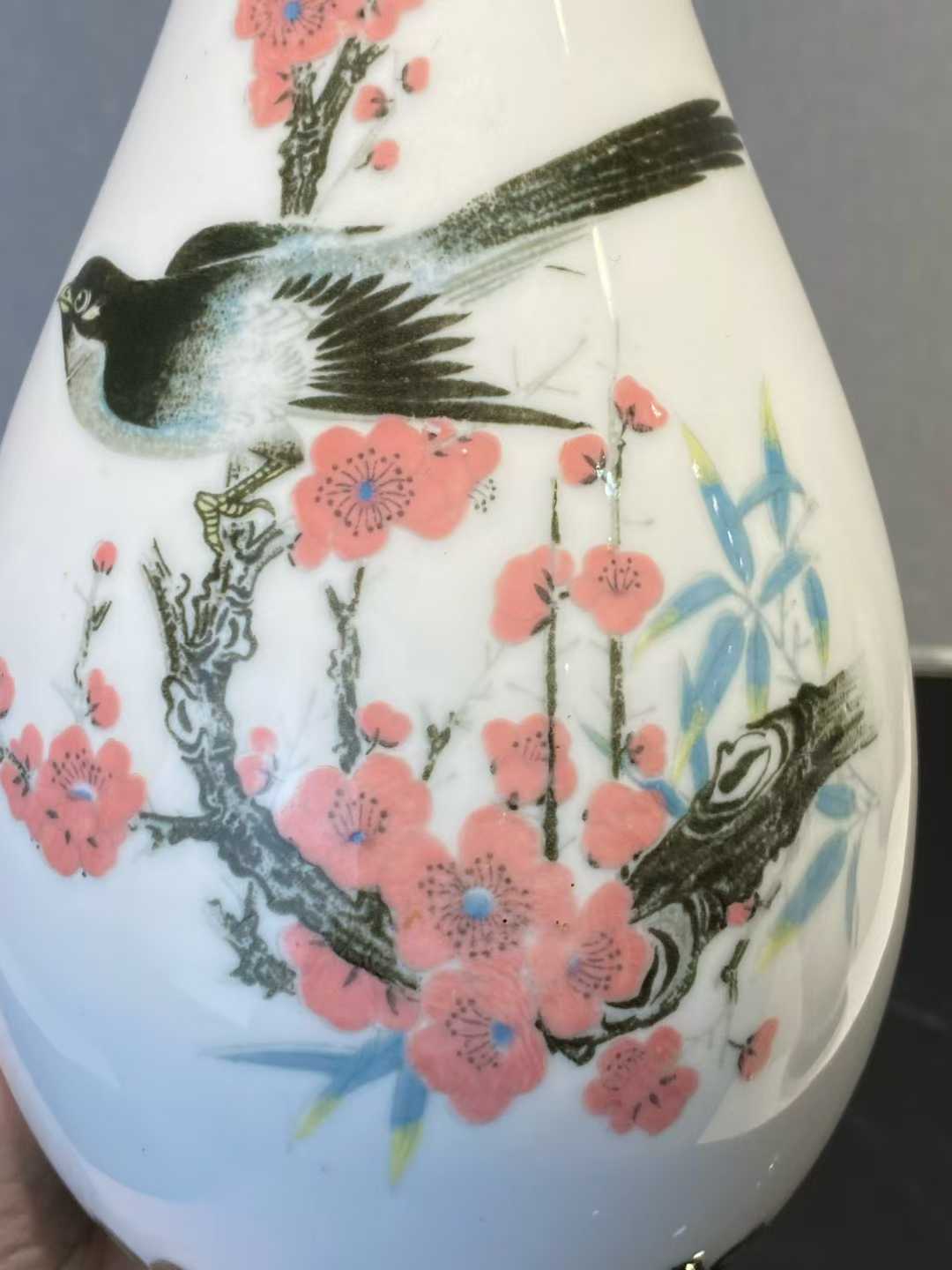 醴陵瓷 釉下三彩花鸟纹玉壶春瓶一对