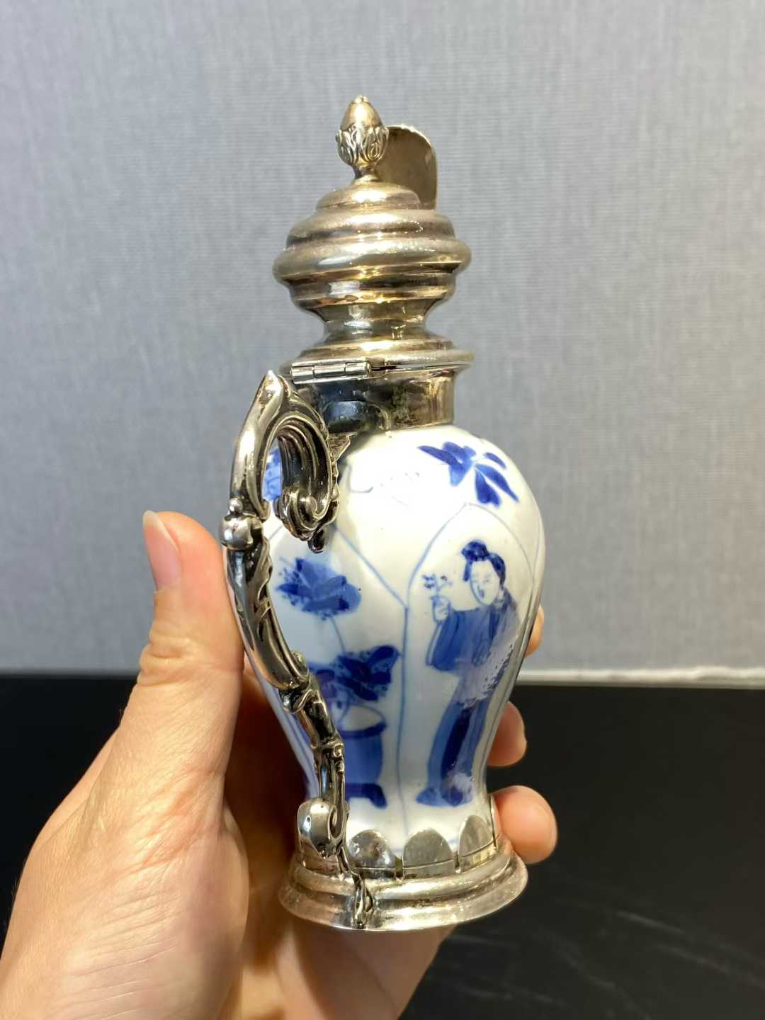 青花四美图糖罐 款：玉