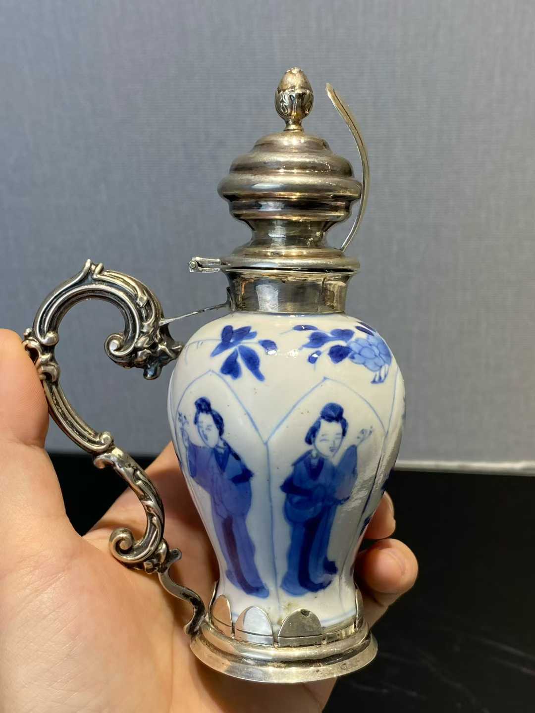 青花四美图糖罐 款：玉