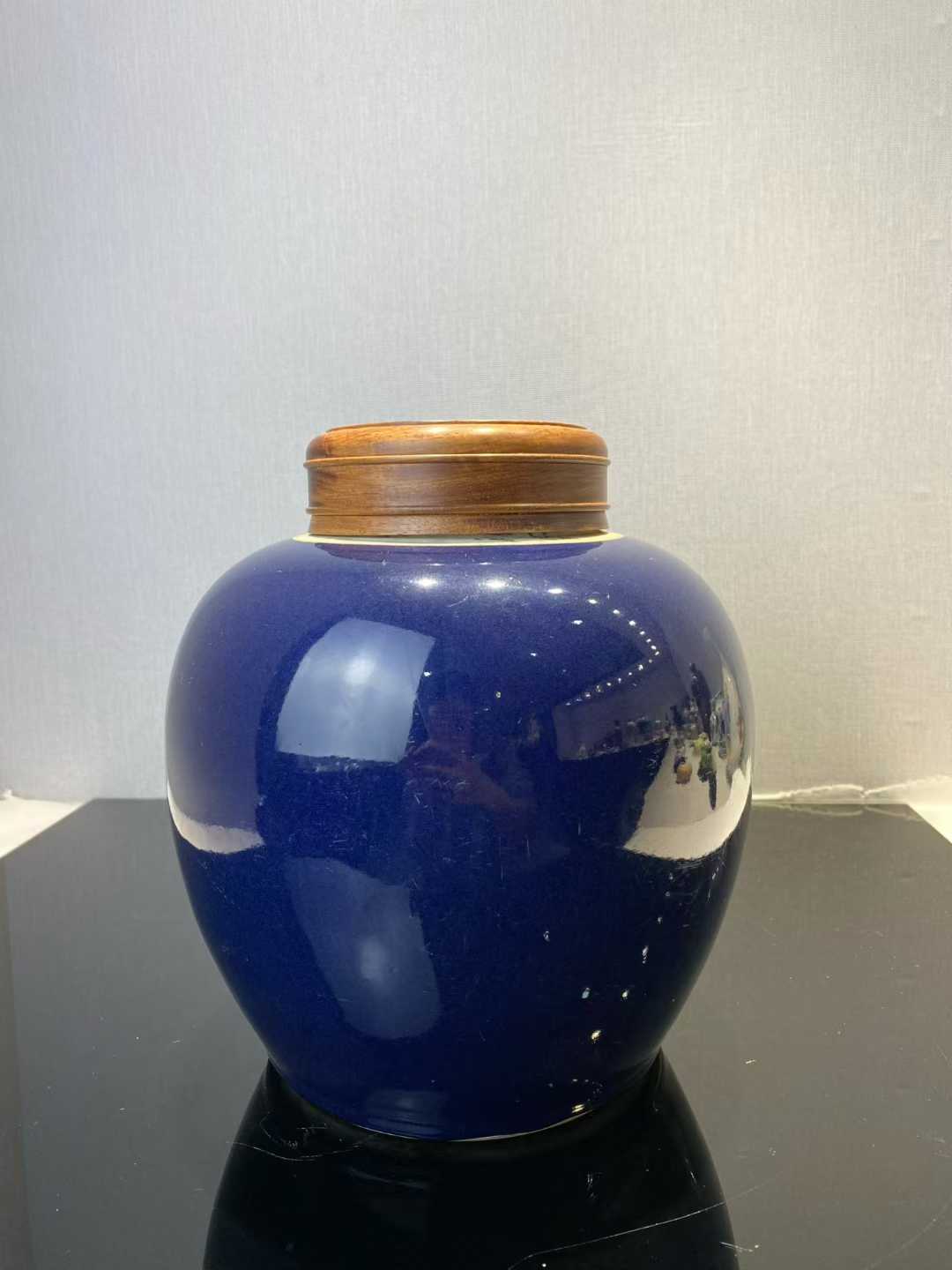 霁蓝釉盖罐