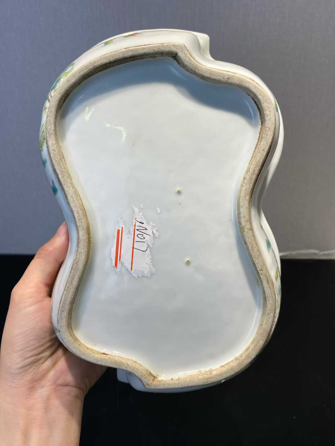 粉彩折枝花卉纹水仙盆