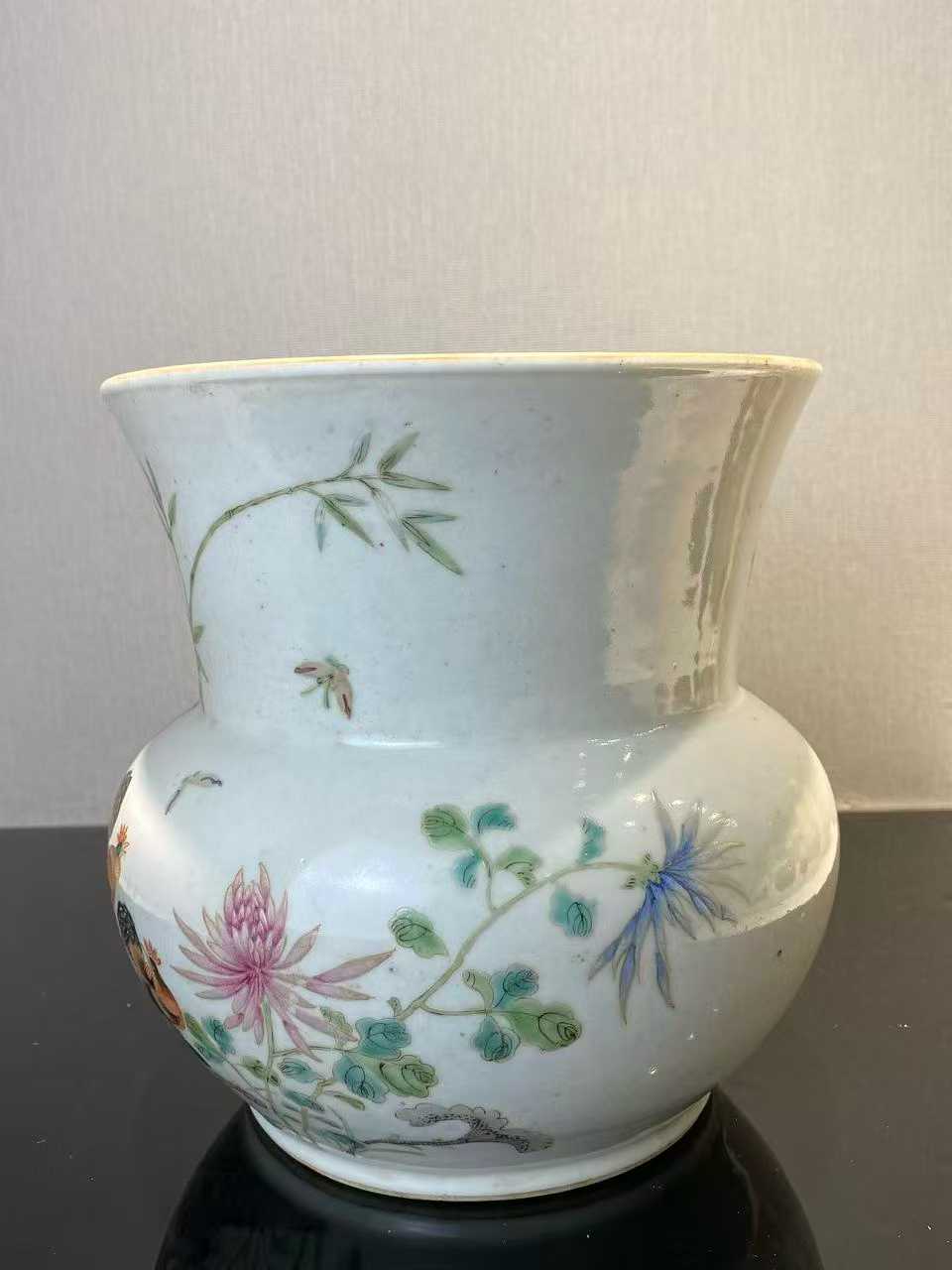 粉彩大吉图渣斗