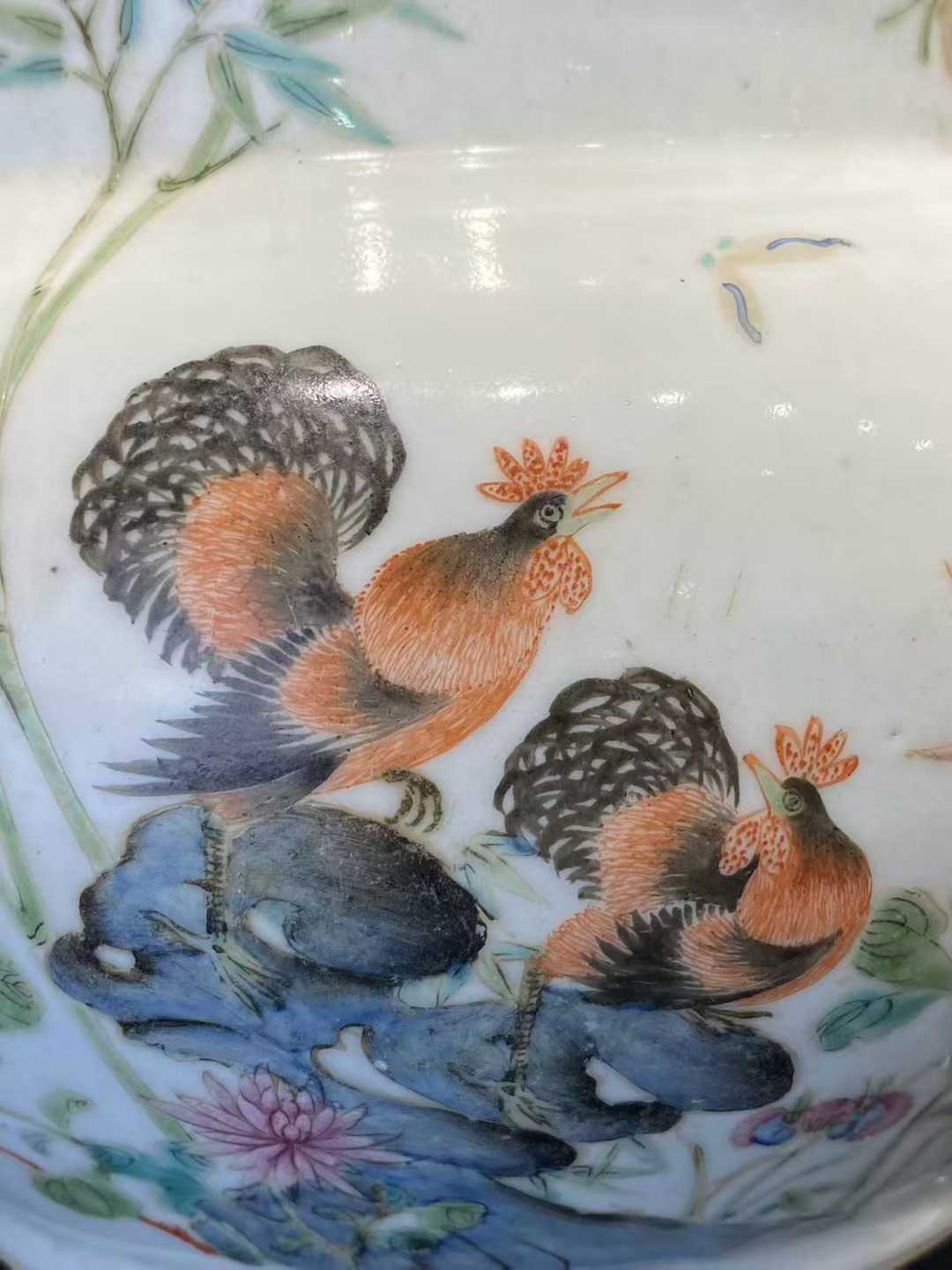 粉彩大吉图渣斗