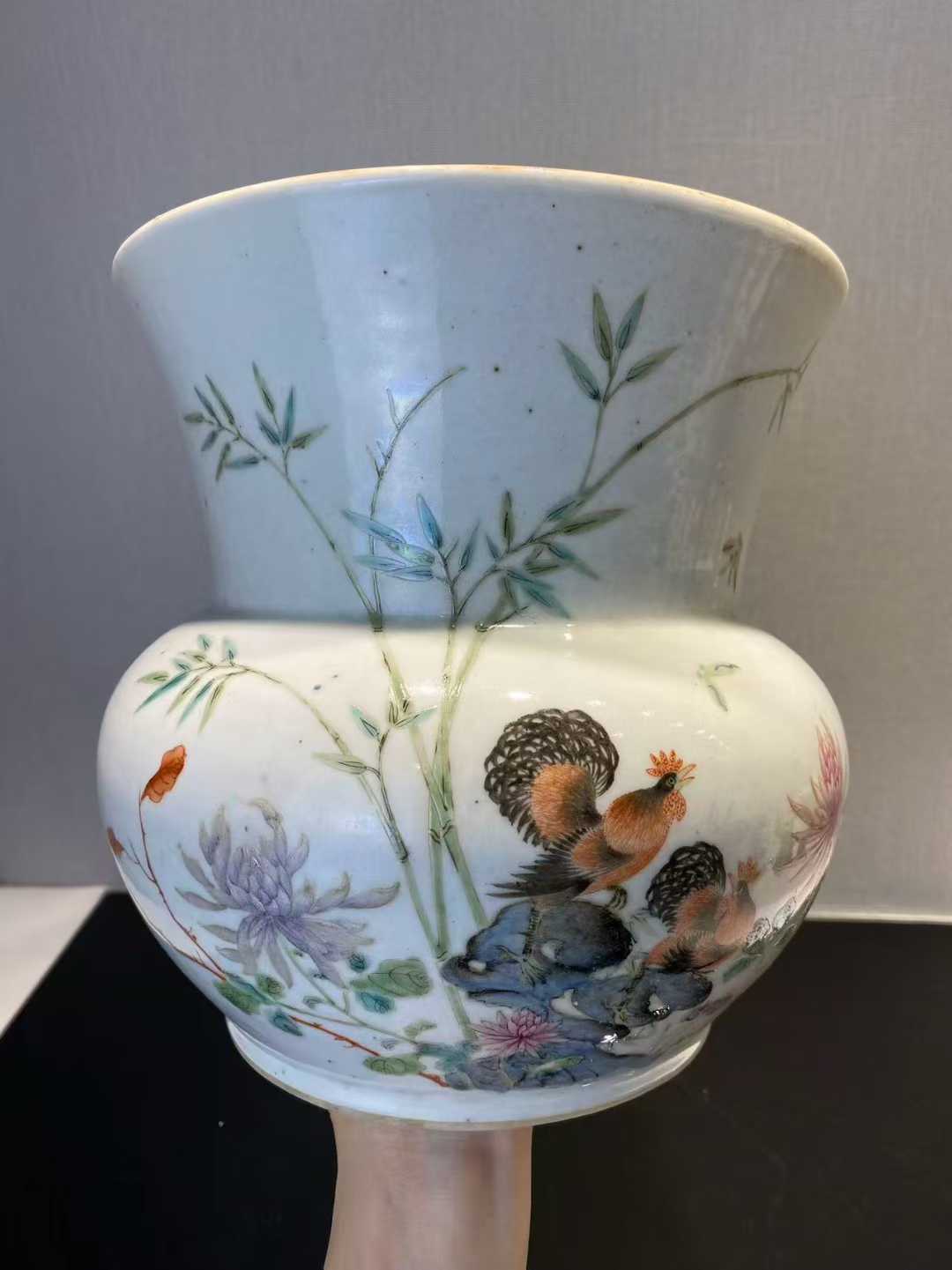 粉彩大吉图渣斗