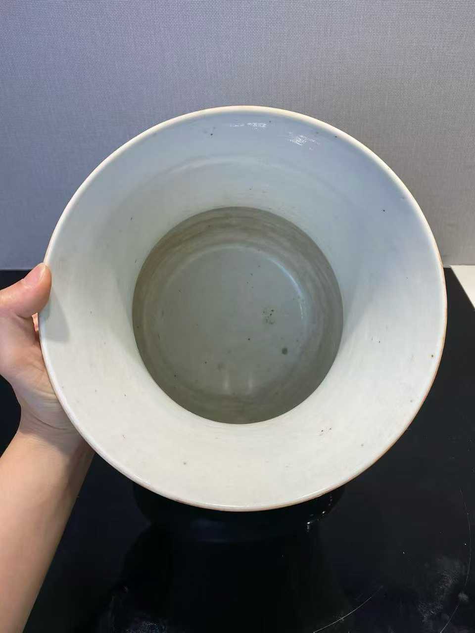 粉彩大吉图渣斗