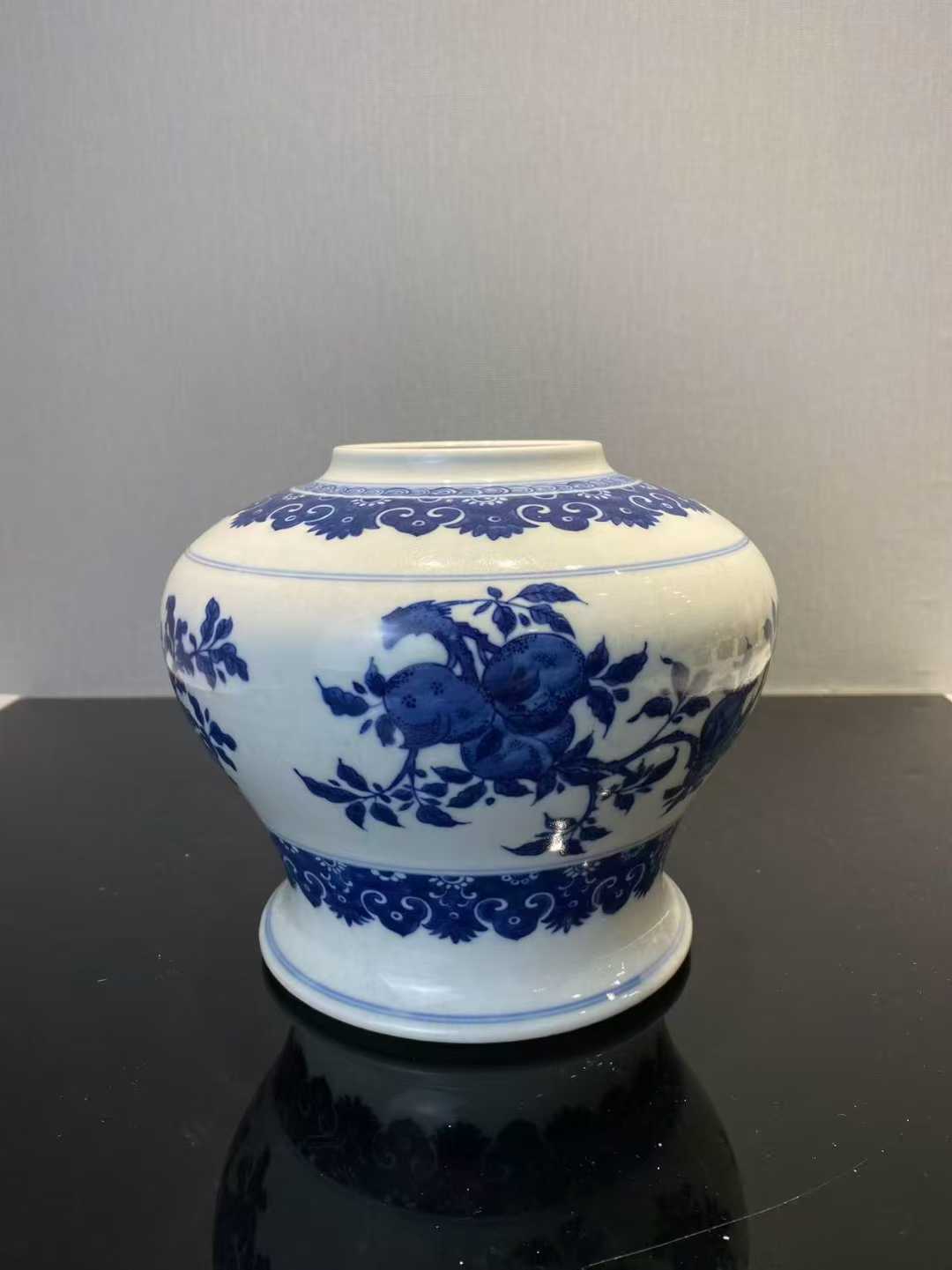 青花三多纹天字罐