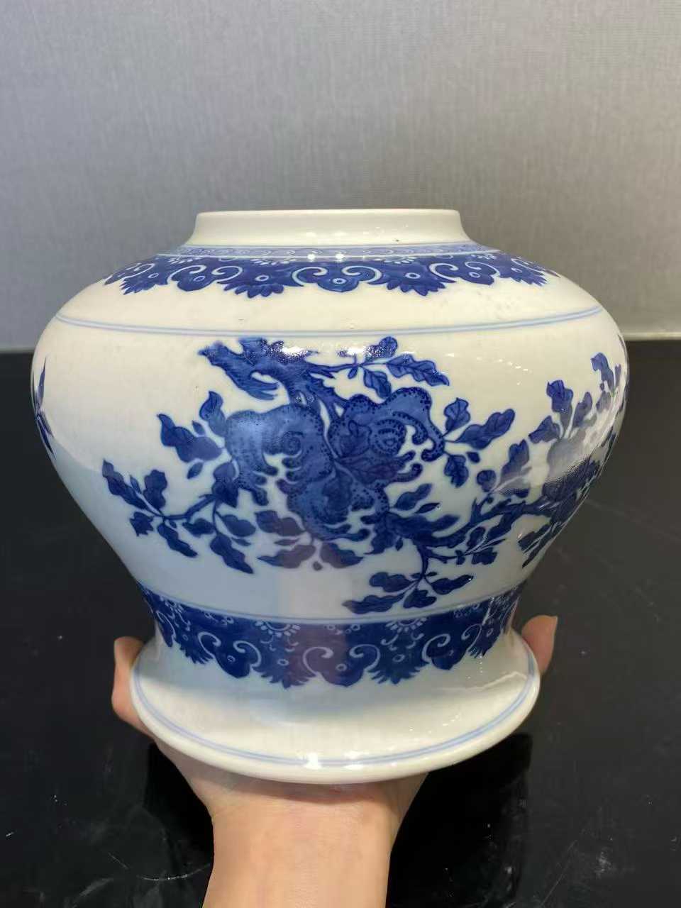 青花三多纹天字罐