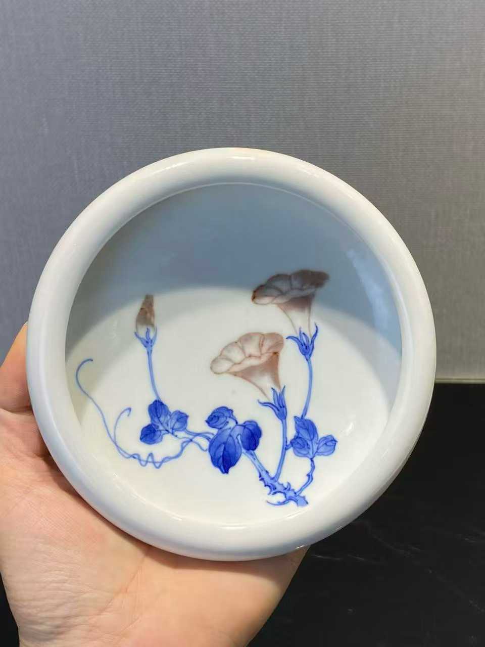 青花釉里红牵牛花水洗 款 : 中国景德镇制