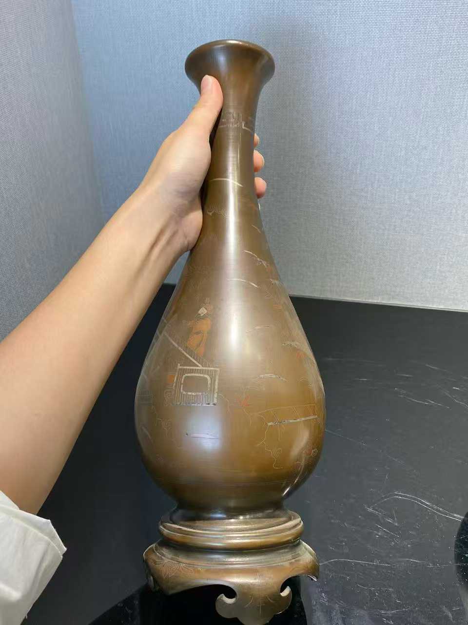 铜镶嵌红铜银丝人物故事玉壶春瓶一对