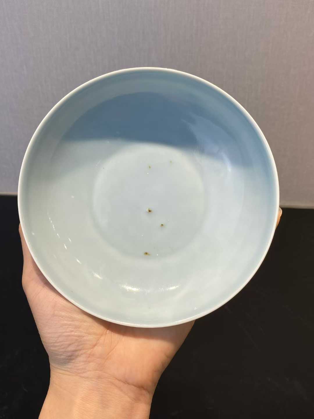 仿汝釉盘  款：雍正年制