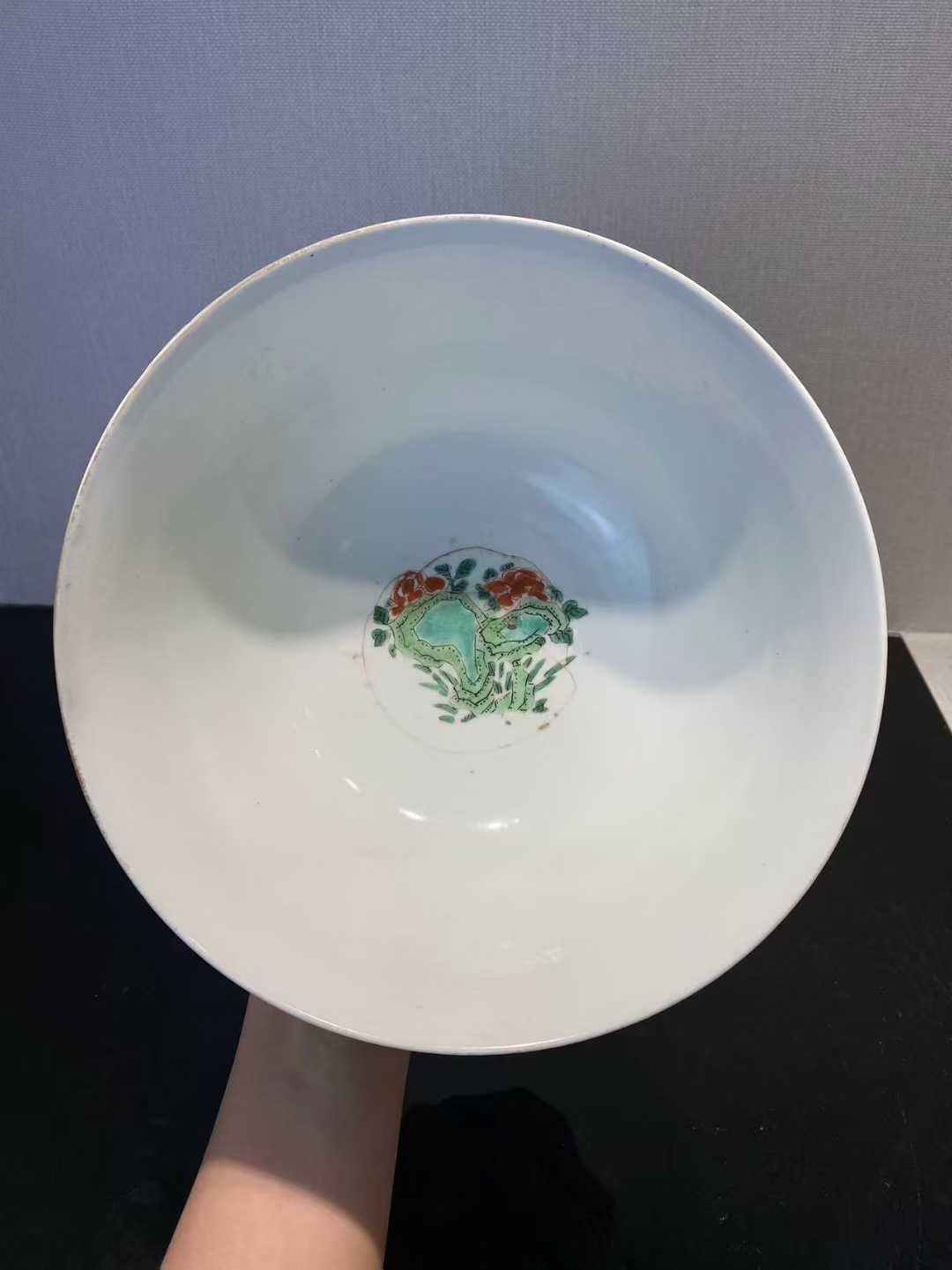 五彩五伦图大碗 款 : 大明弘治年制