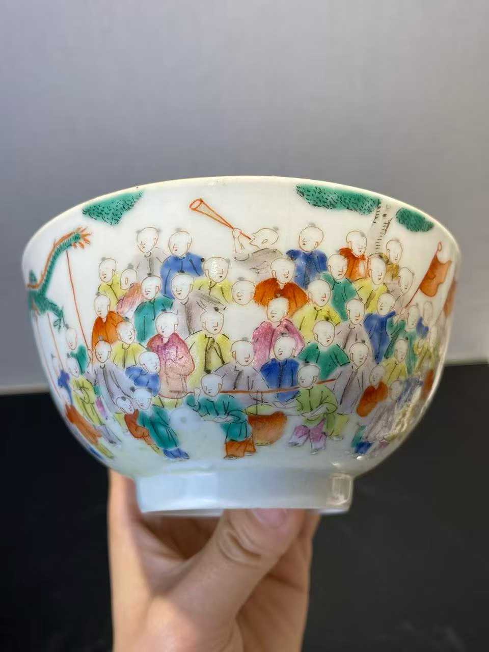 粉彩百子闹元宵碗 款：大清道光年制