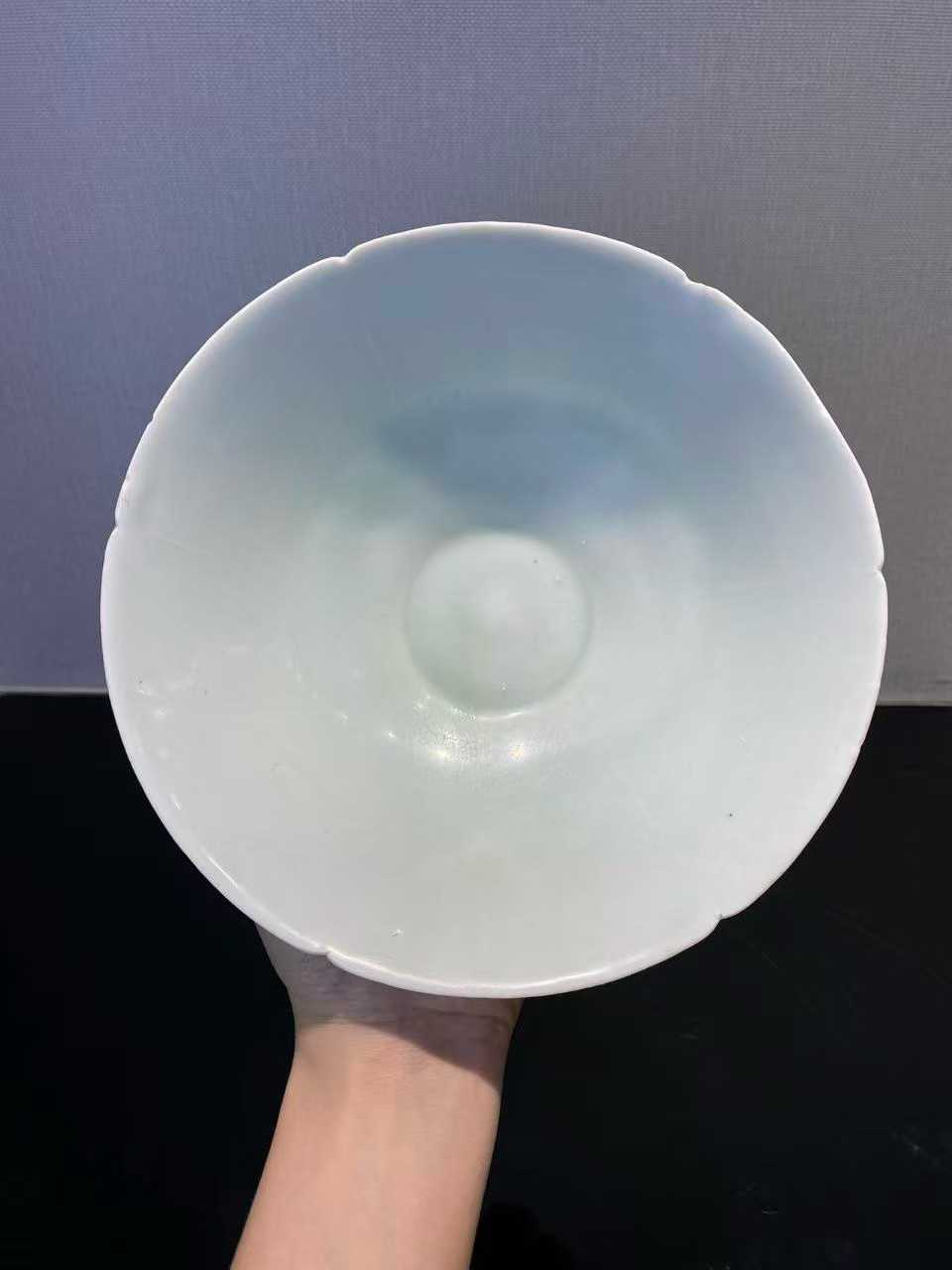 湖田窑花口斗笠碗