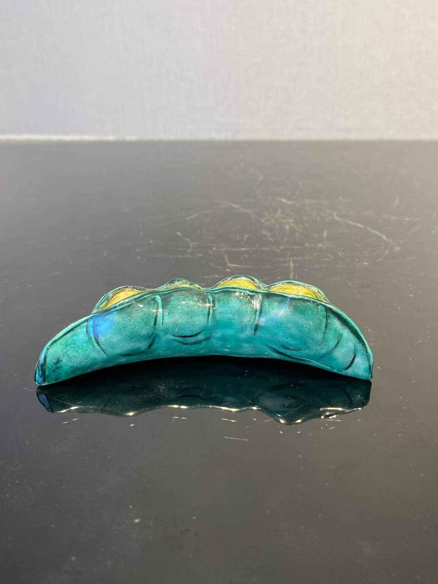 仿生瓷豌豆笔架