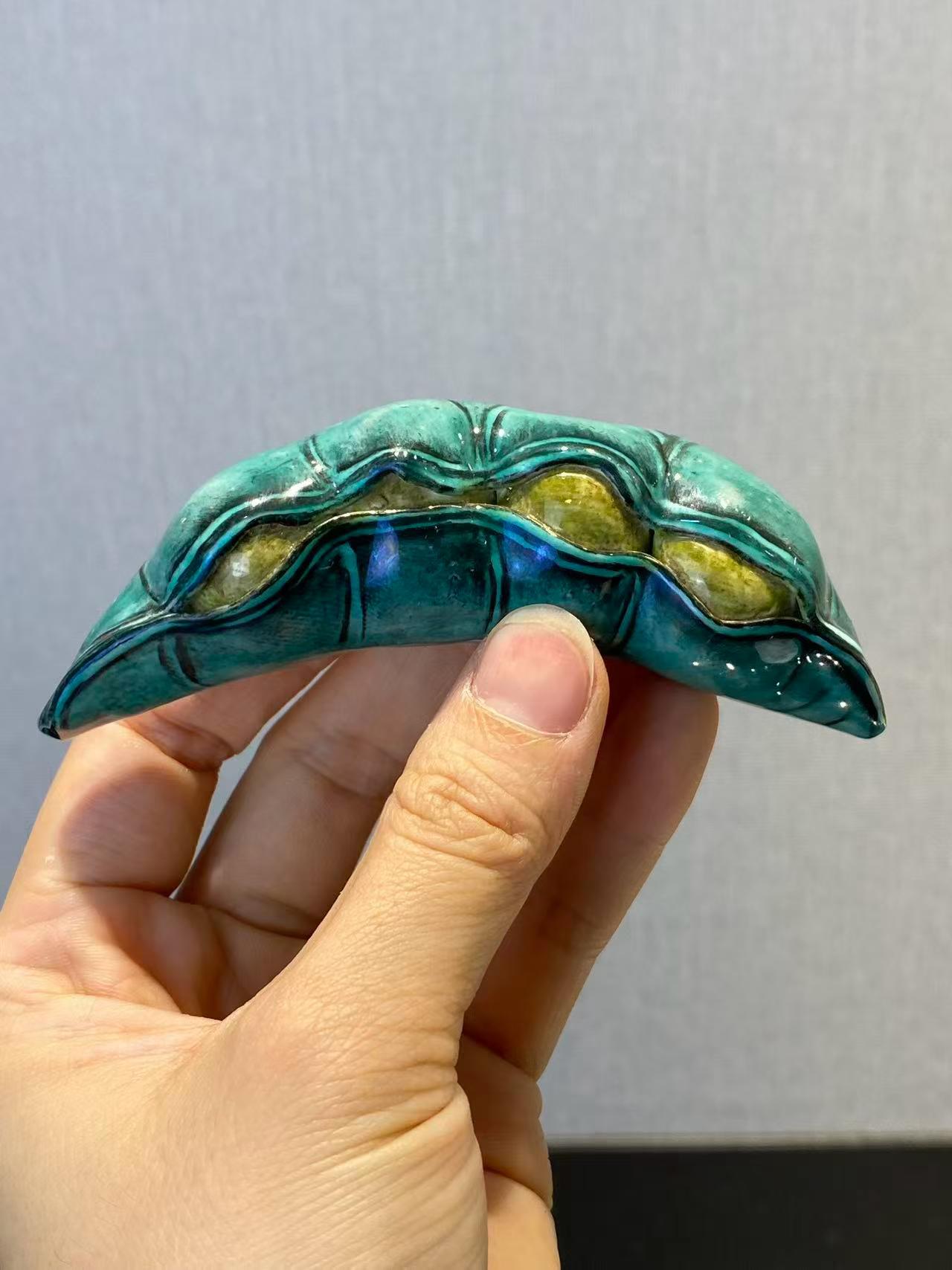 仿生瓷豌豆笔架