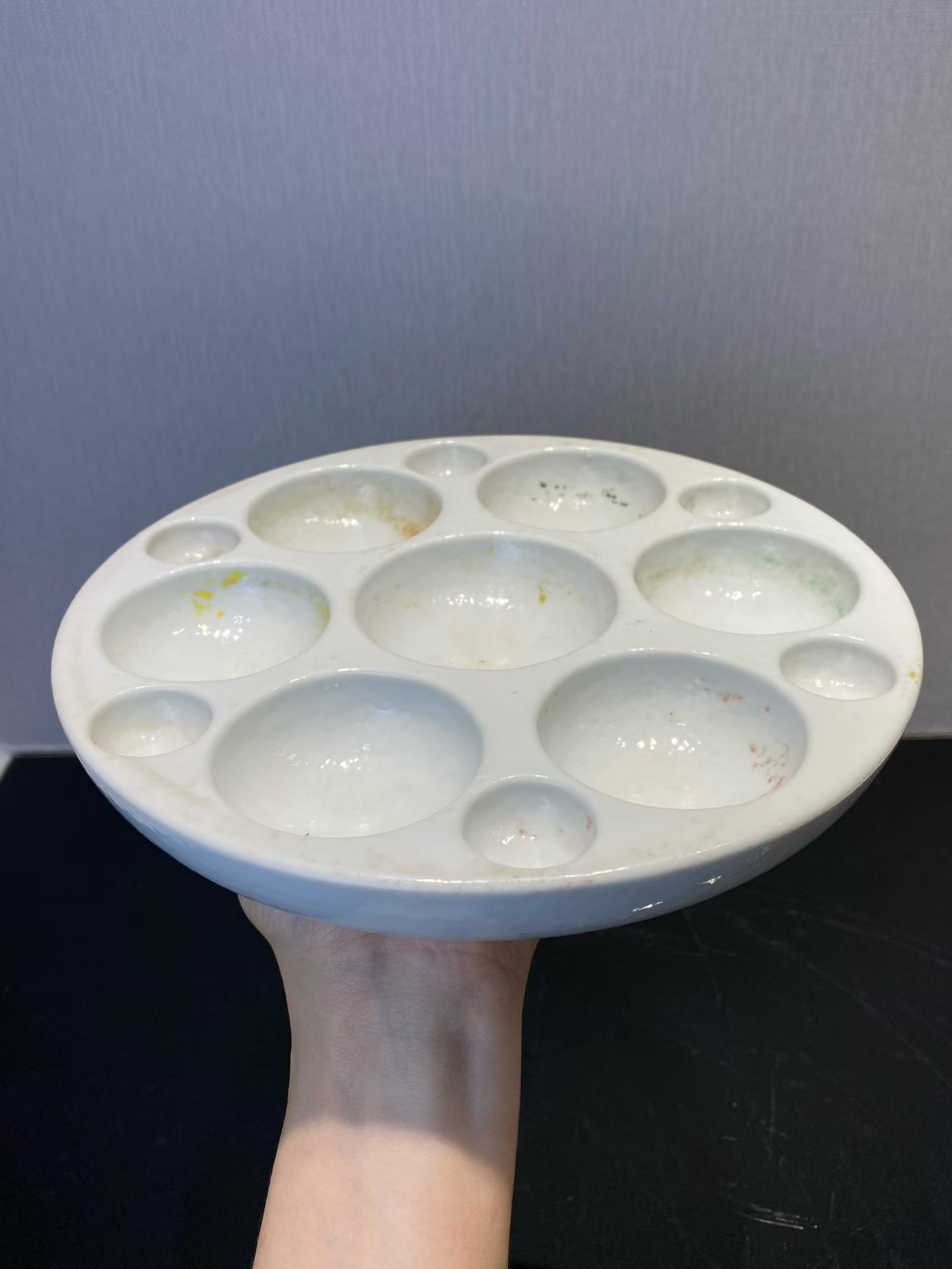 白釉调色盘
