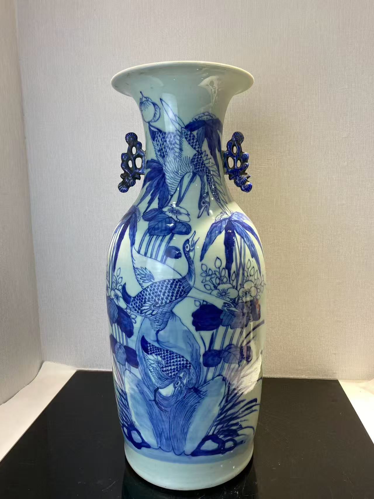 豆青地青花加白芦雁图双耳大瓶
