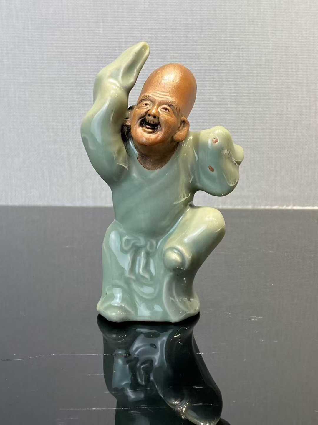 龙泉窑青釉罗汉像