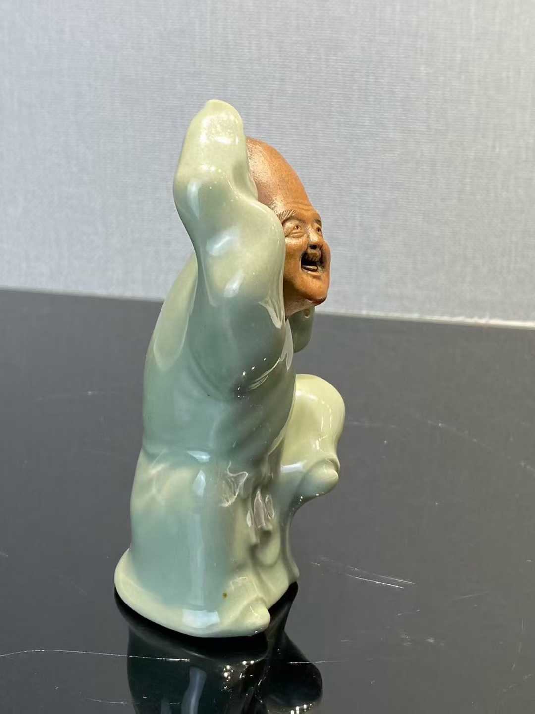 龙泉窑青釉罗汉像