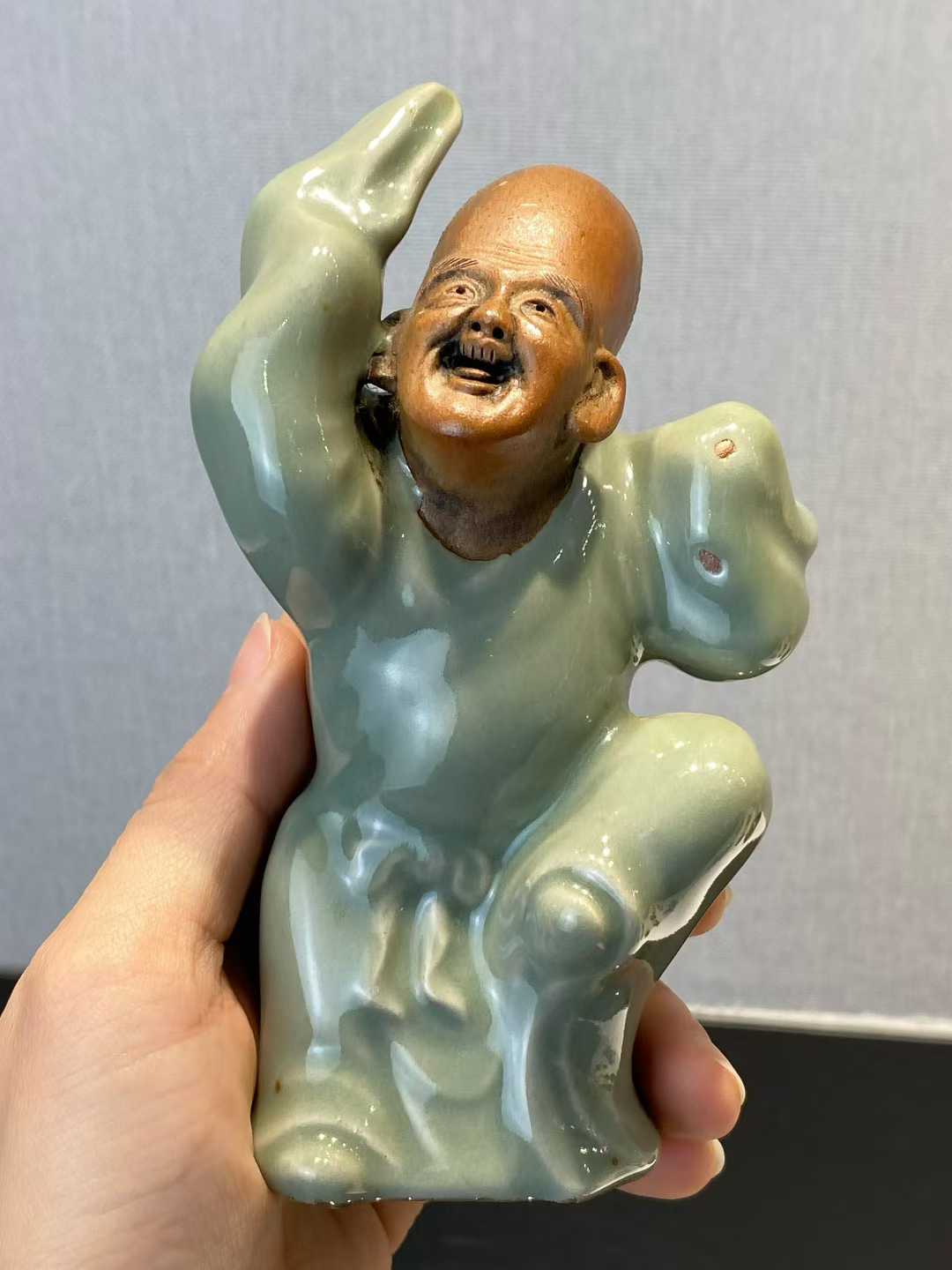 龙泉窑青釉罗汉像