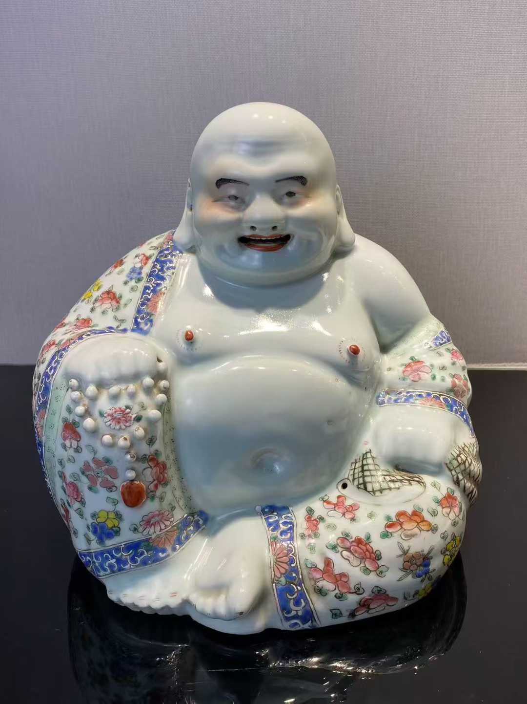 粉彩弥勒佛 款 :朱茂记造