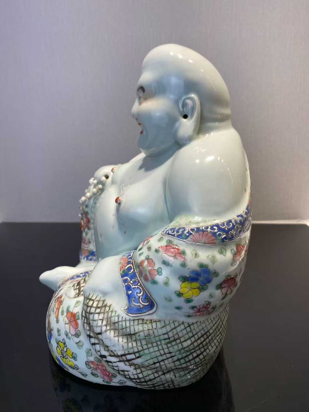 粉彩弥勒佛 款 :朱茂记造