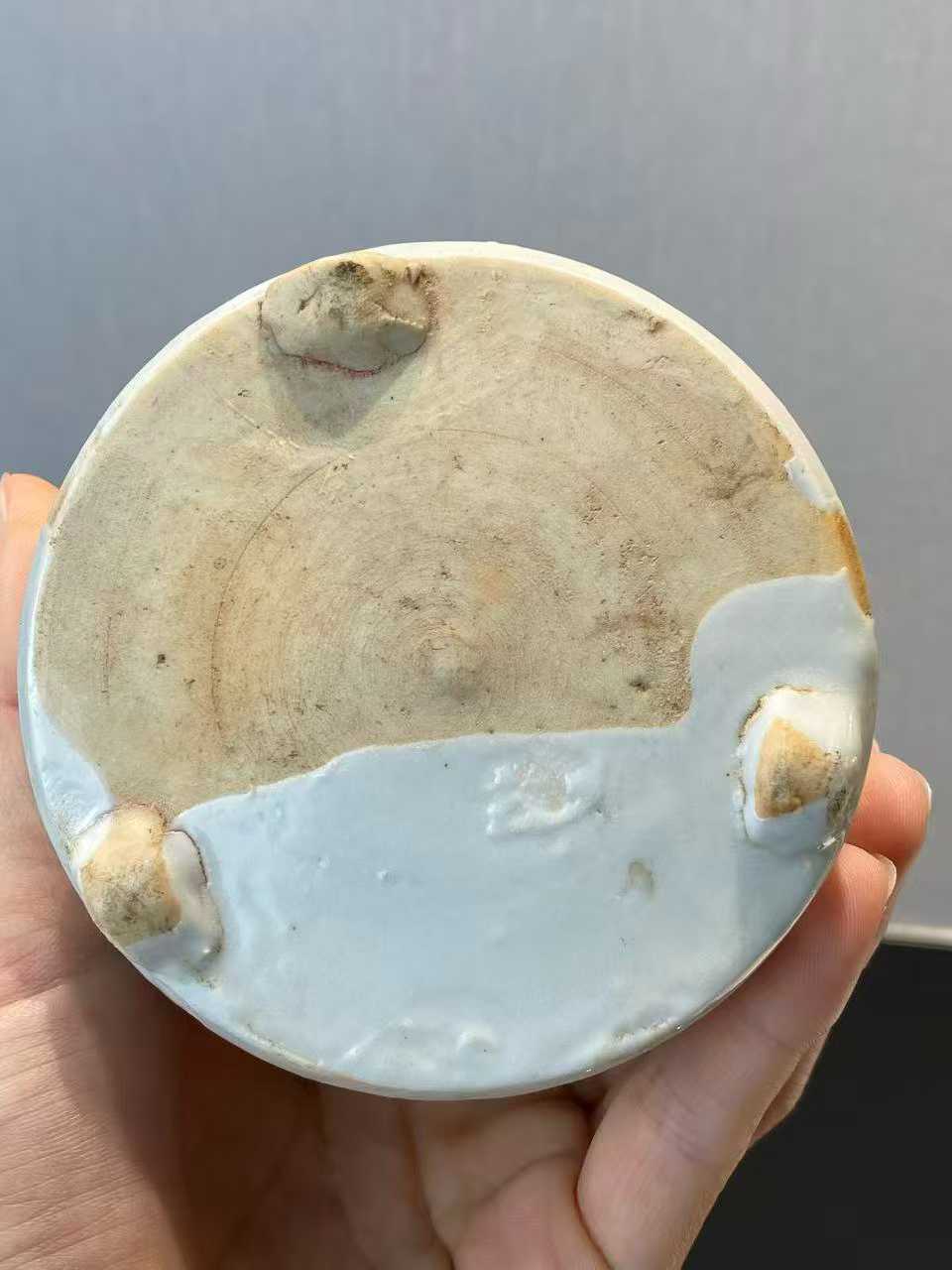 德化窑白釉弦纹炉
